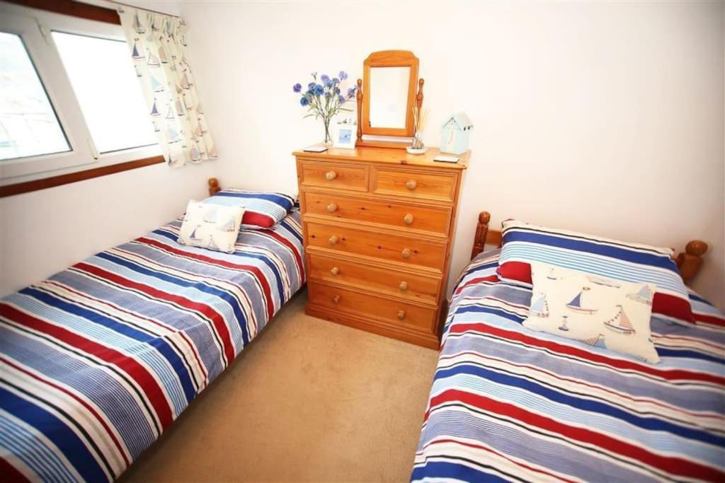 Harbour Haven: Spectacular Views Apartment Porthmadog Luaran gambar